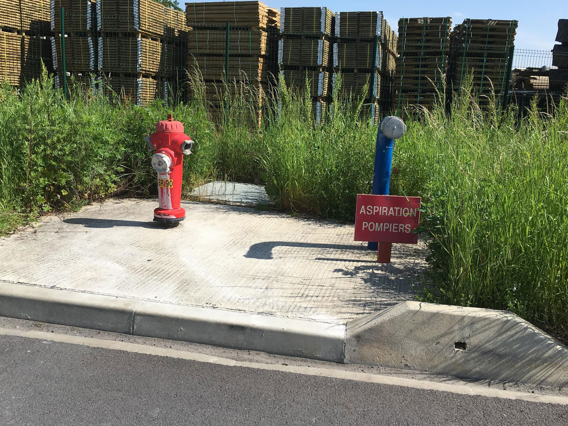 Défense extérieure contre l'incendie - Risque_incendie_environnement_bornes_INGETECH